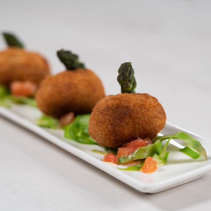 Croquetas de Ibérico con Espárragos verdes