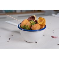 Croquettes de légumes rôtis et de fromage de chèvre à la ratatouille