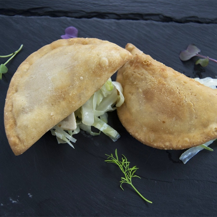 Empanadillas de Atún con Repollo Salteado